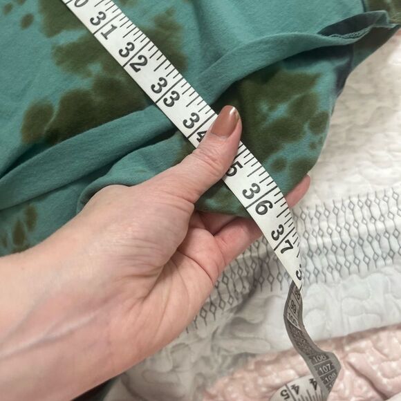 n: PHILANTHROPY Leonardo Dress Tie-Dye Martini V-Neck medium midi - Picture 10 of 13